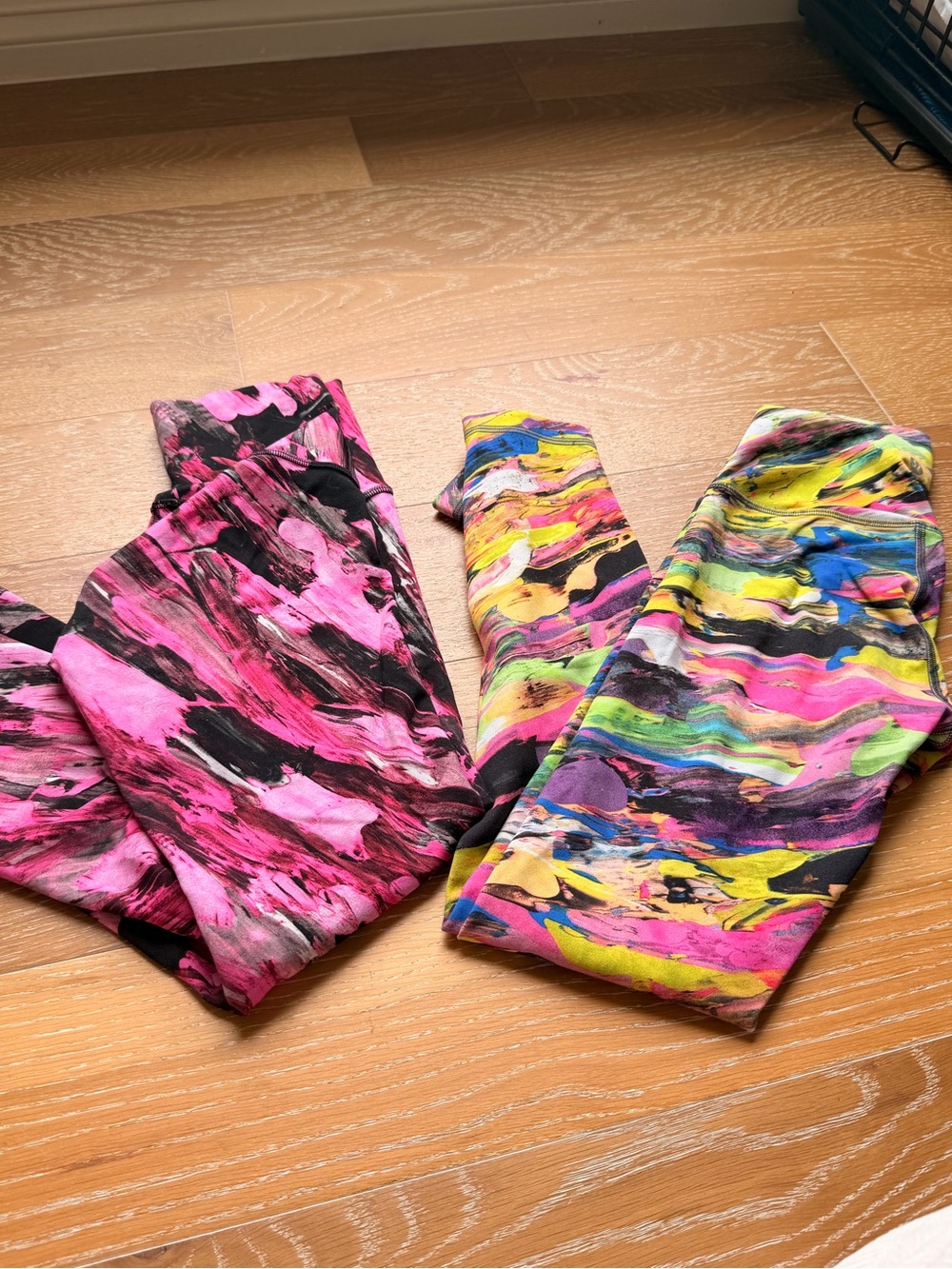 lululemon athletica Pink & Multicolor Abstract Print Leggings